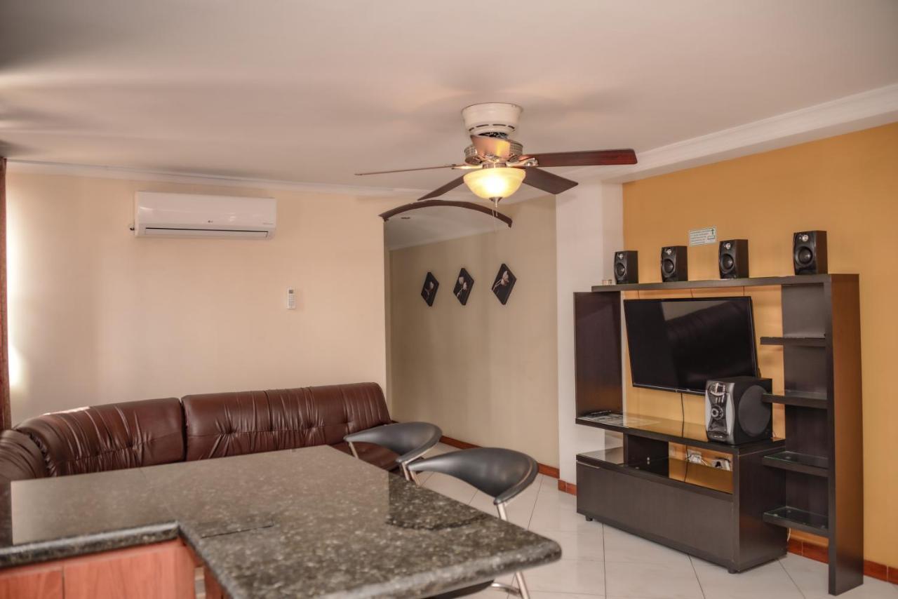 Calle 8 Suites Medellín Eksteriør bilde