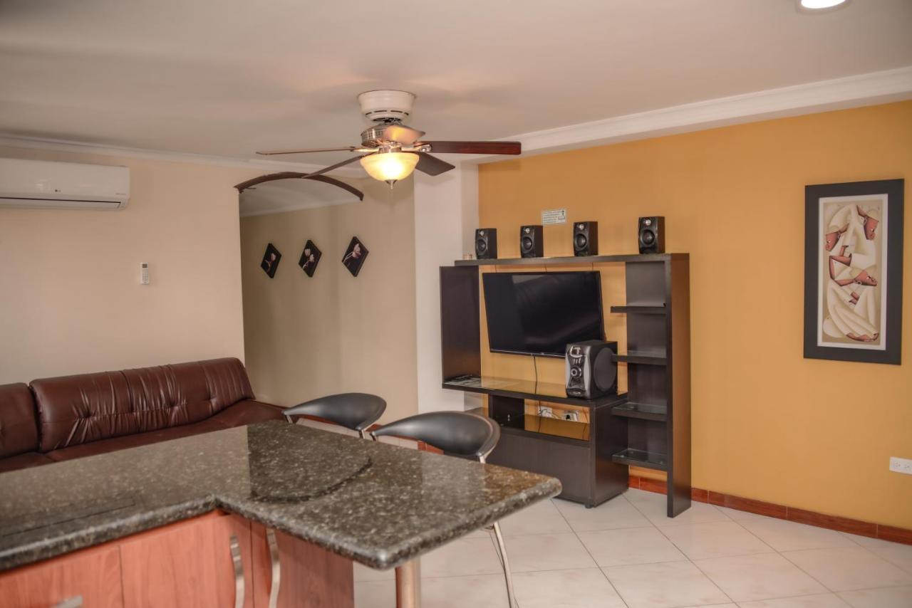 Calle 8 Suites Medellín Eksteriør bilde