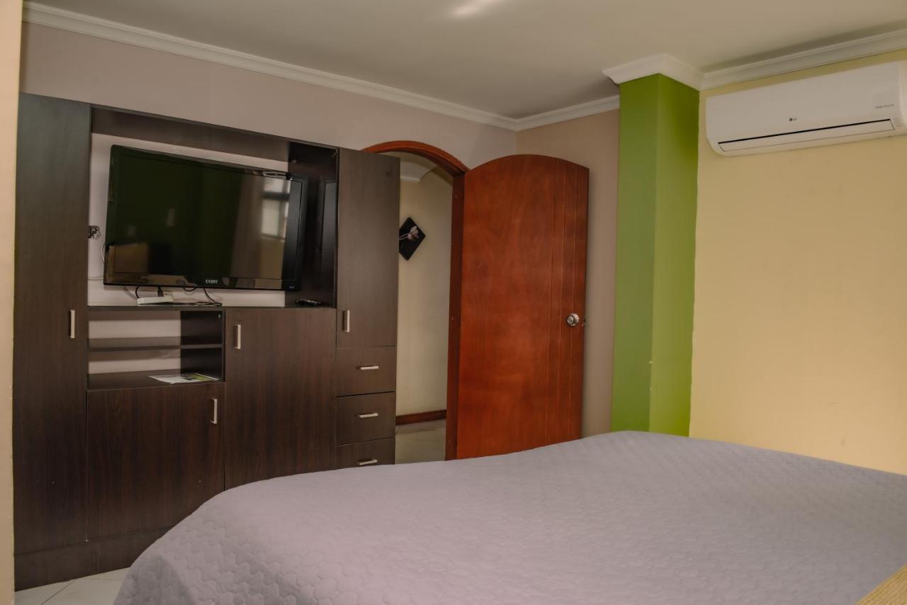 Calle 8 Suites Medellín Eksteriør bilde