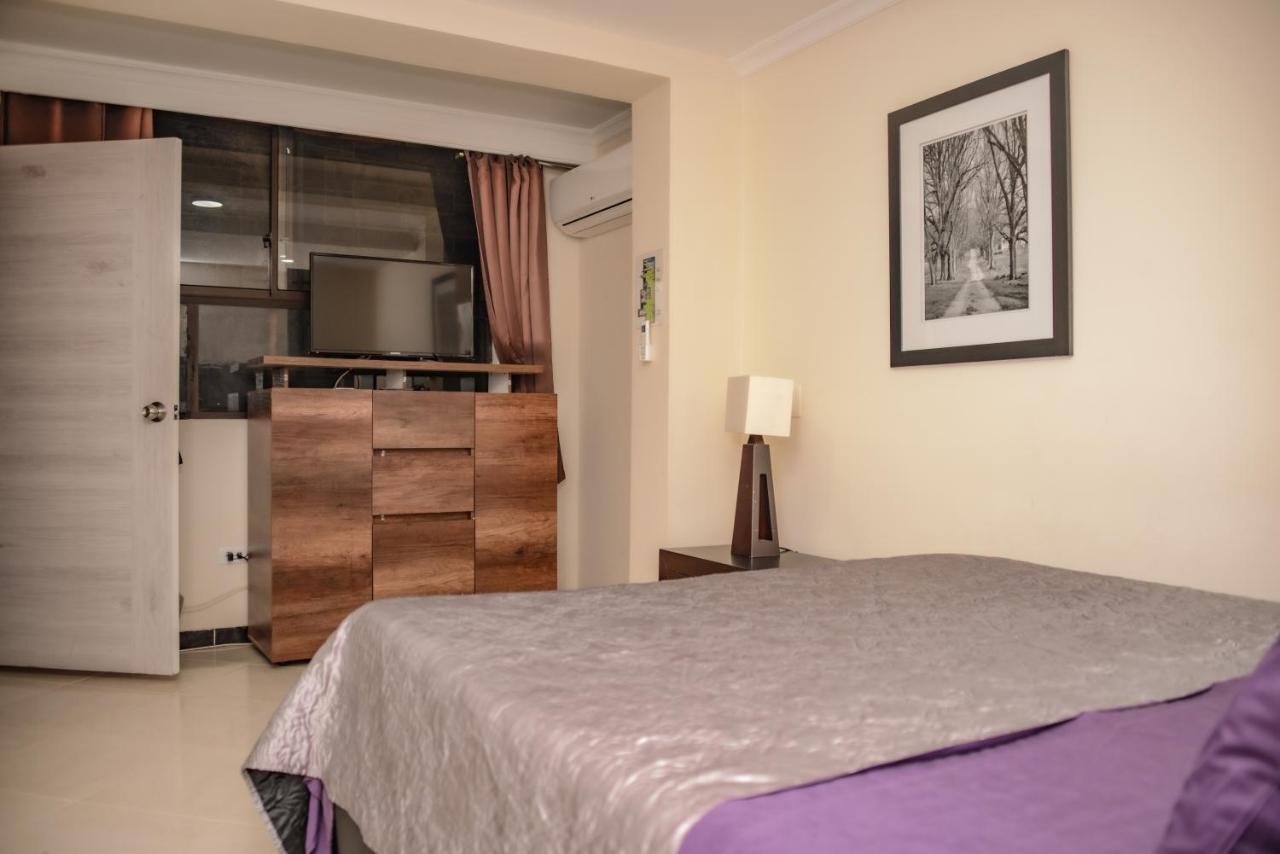 Calle 8 Suites Medellín Eksteriør bilde