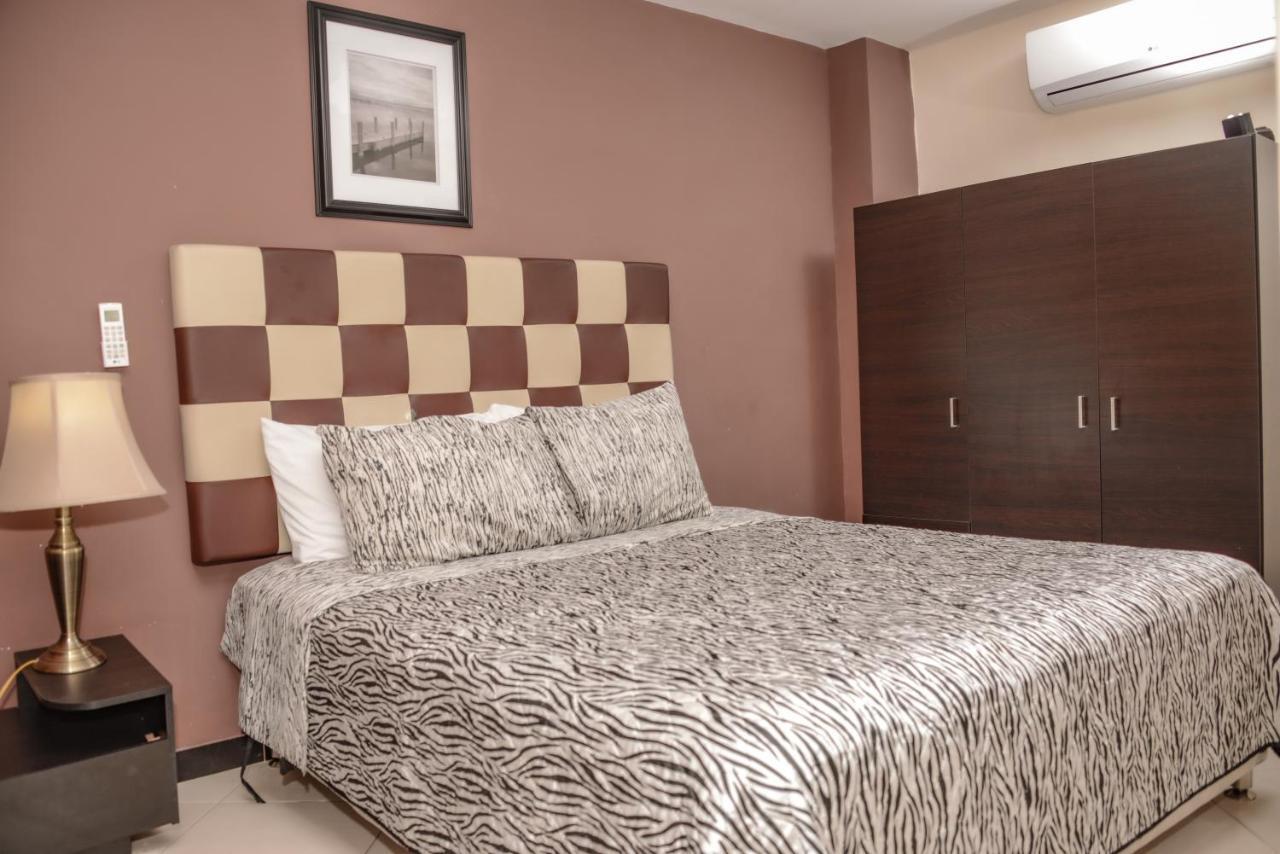 Calle 8 Suites Medellín Eksteriør bilde