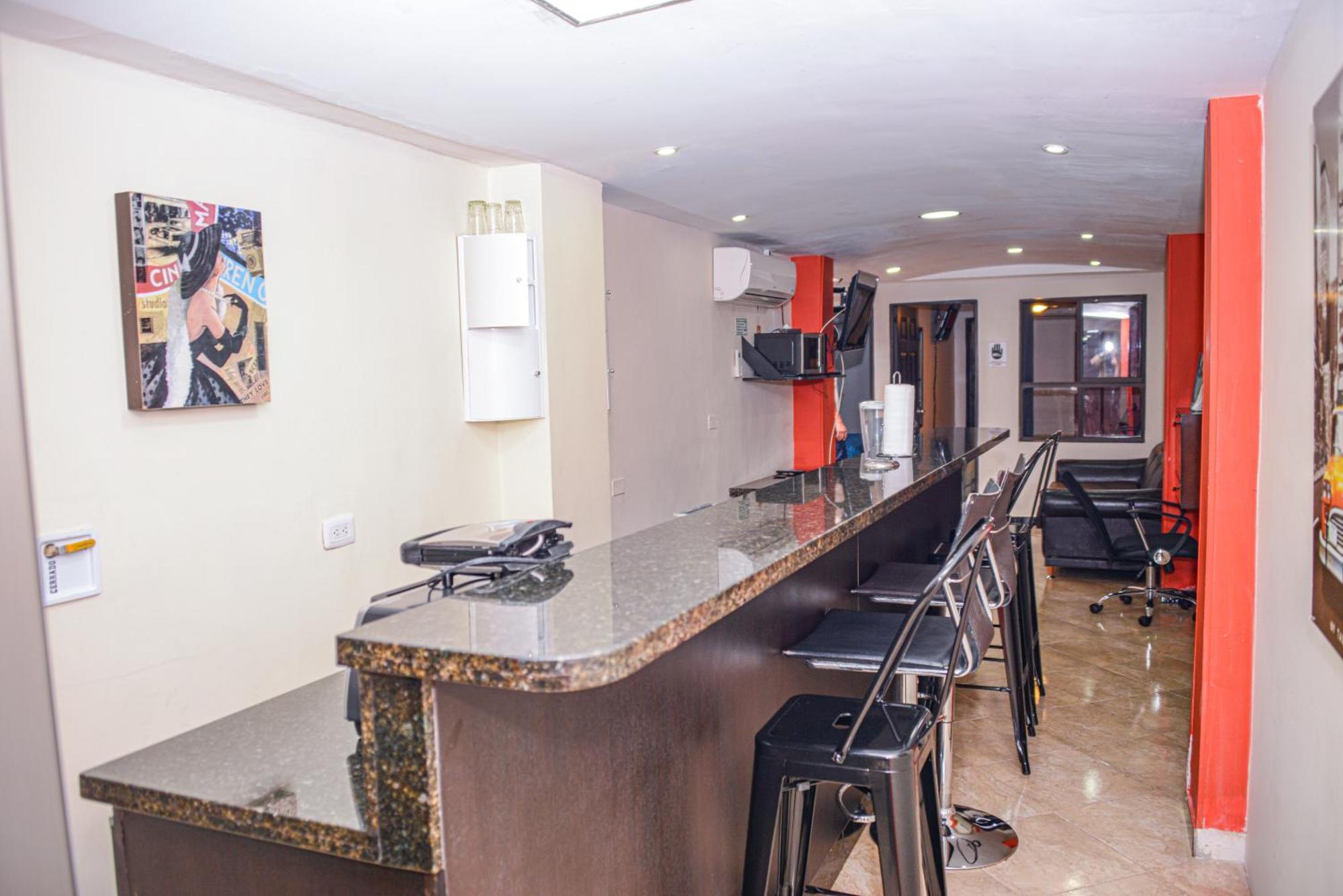 Calle 8 Suites Medellín Eksteriør bilde